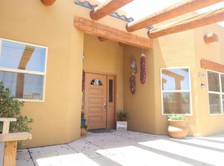 729 Sunrise Ct, Farmington, NM 87401