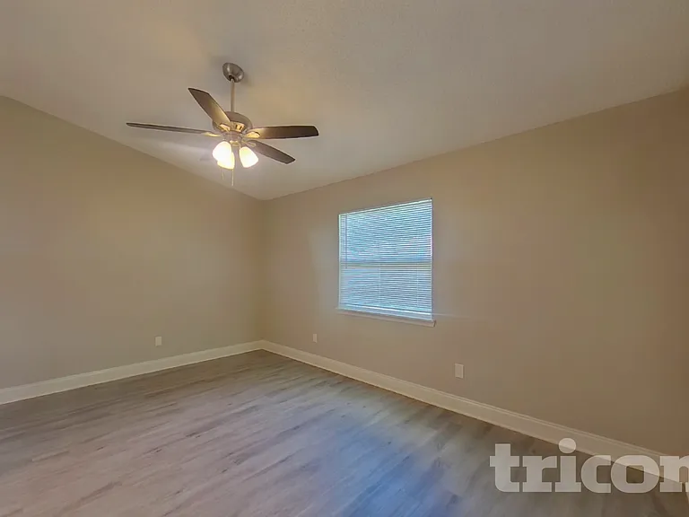 1379 High Plains Dr W — Photo 7