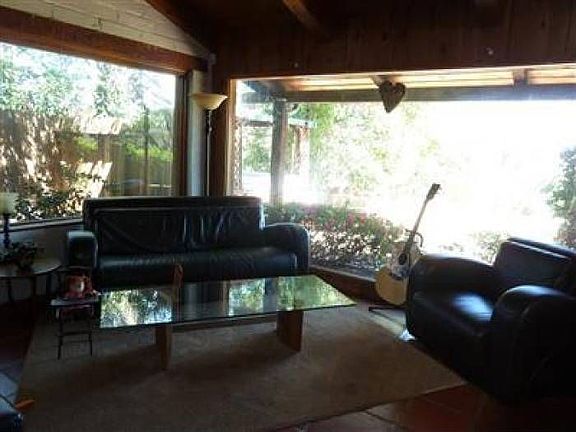 4th image of 504 Highland Ave
