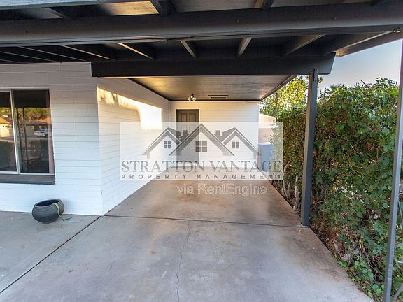 4th image of 111 E Manhatton Dr