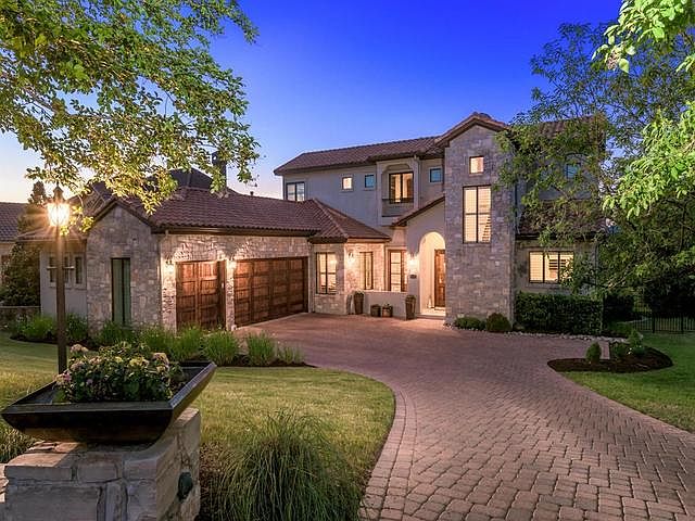1st image of 216 Golden Bear Dr