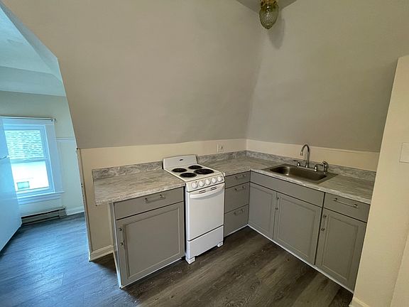 5th image of 631 Somerset Ave Floor 3