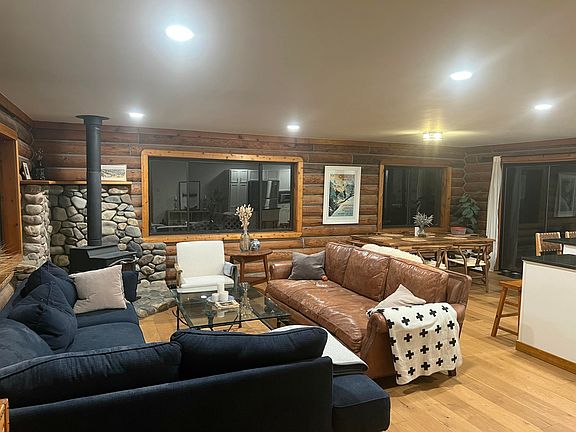 4th image of 521 Eastridge Dr