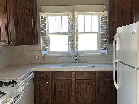 Light and Bright Kitchen