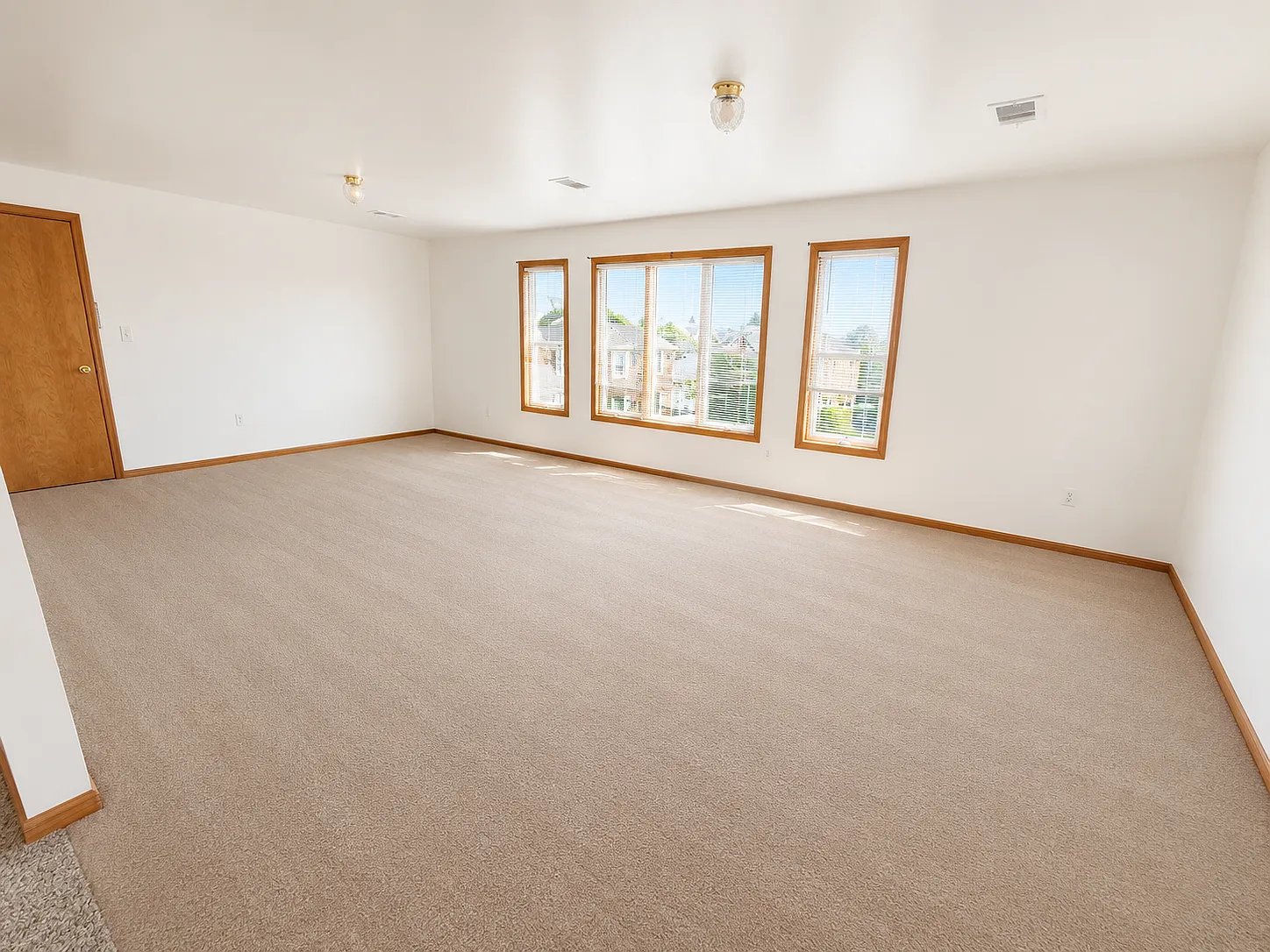 2 bed, $2,500 — Photo 3