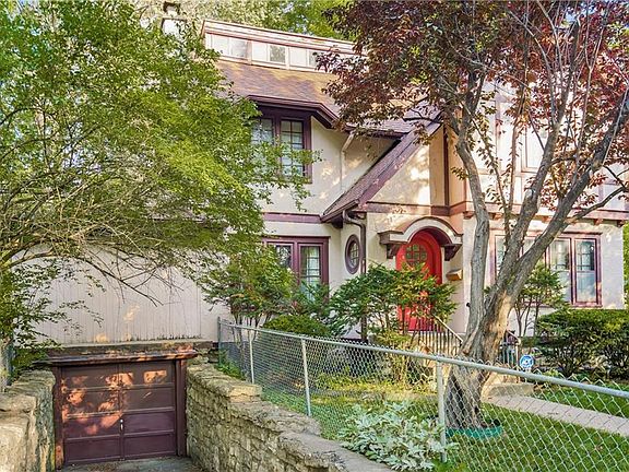 3rd image of 4928 Troostwood St