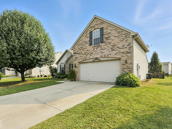 3rd image of 1085 Sycamore Ct