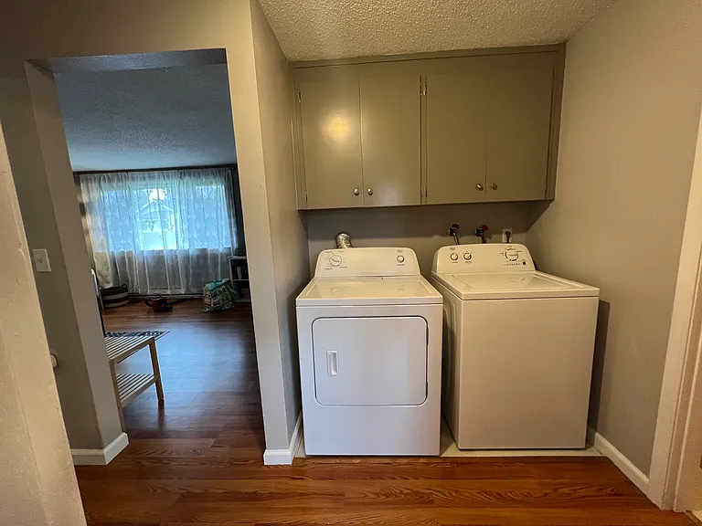 1104 N Pine St — Photo 10