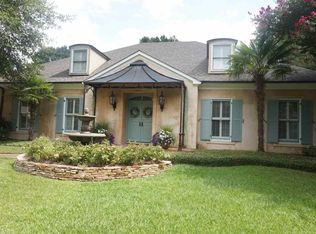 5344 Carolwood Dr, Jackson, MS 39211