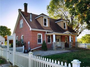 316 East Ave, Red Bud, IL 62278