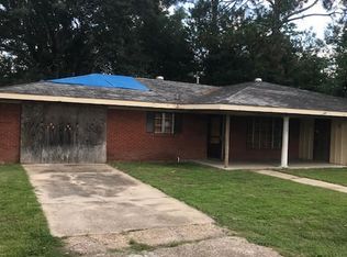 600 Arton St, Jeanerette, LA 70544