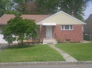 682 Summit Ave, Kenilworth, NJ 07033