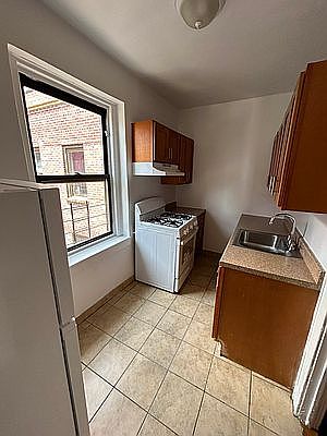 3rd image of 94-20 210th St #4M