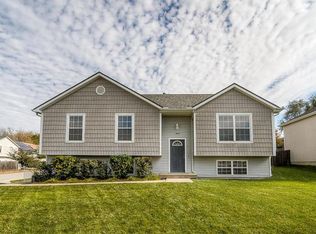 4415 N Fuller Ave, Kansas City, MO 64117