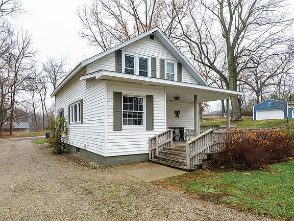 2nd image of 6992 Easthill Dr