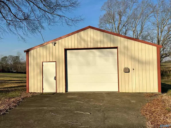 1 Nelson Rd, Elkmont, AL 35620