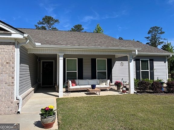 3rd image of 418 Riley Cir NW