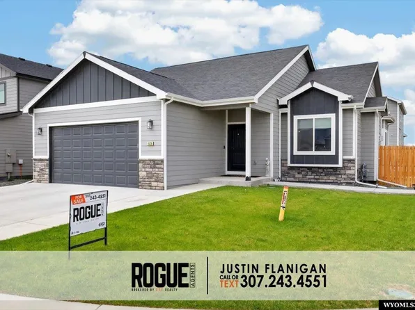 4535 Shale Cir, Mills, WY 82644