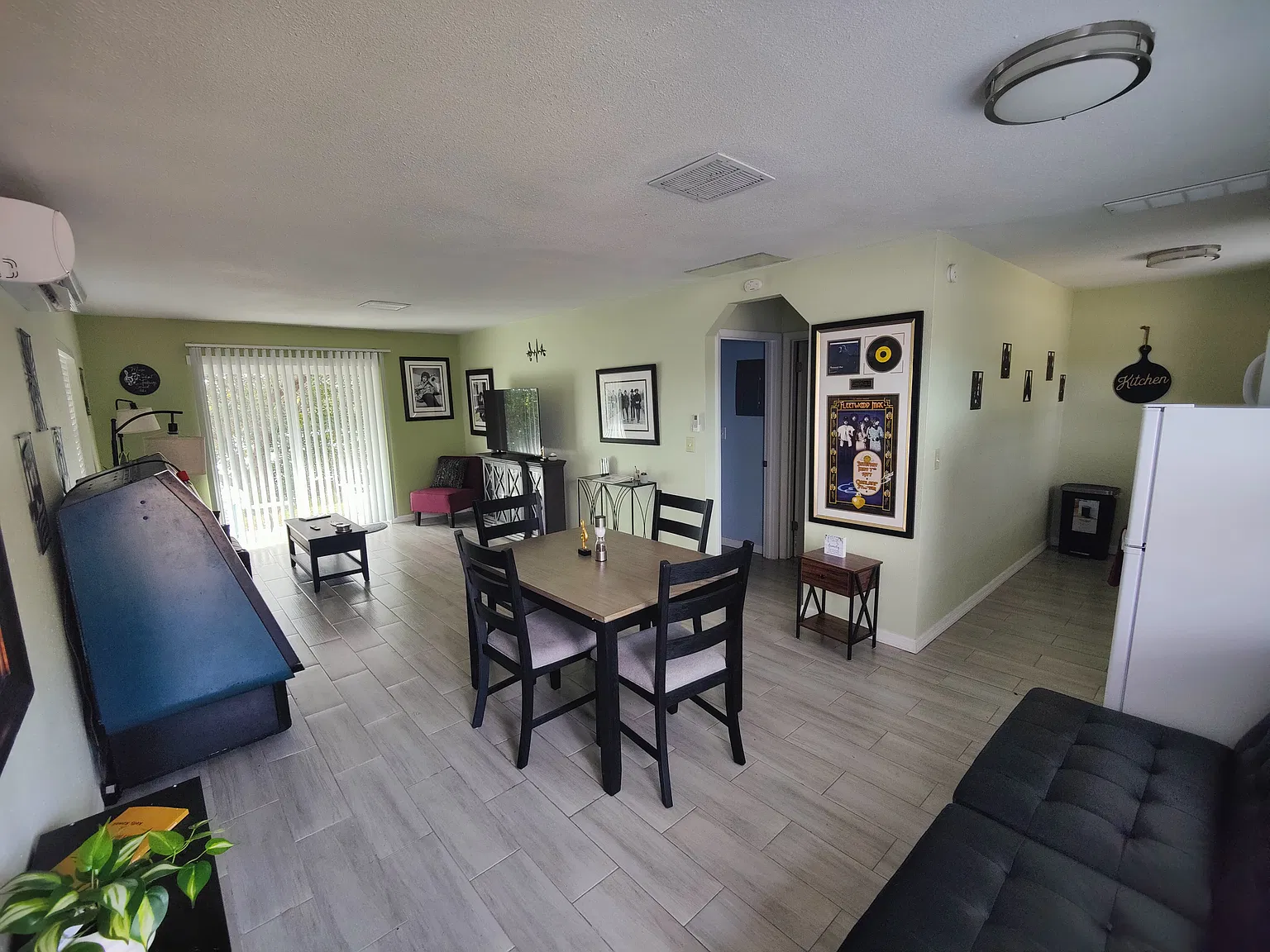 1 bed, 650 sqft, $1,500 — Photo 2