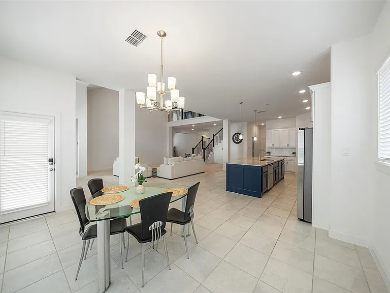 2211 Stone Lodge Ct — Photo 14