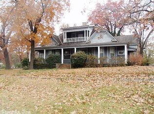 318 W Howard St, Nashville, AR 71852