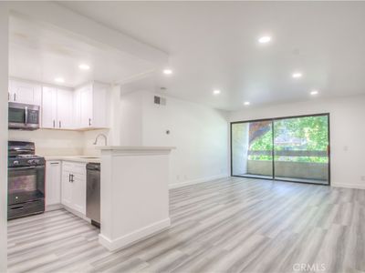 600 W 3rd St APT C202, Santa Ana, CA, 92701