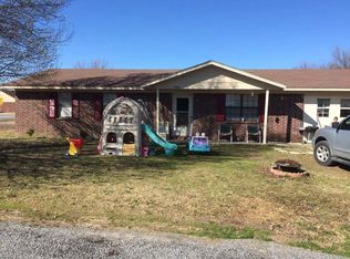 1203 Kaniatobe Ln, Stigler, OK 74462