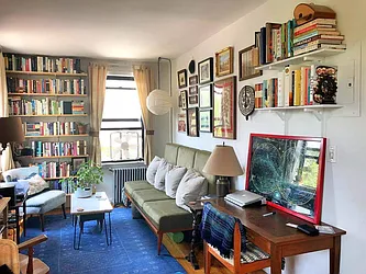 Rented by Rapid Realty Cobble Hill