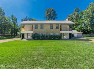 613 Trailwood Dr #B, Clinton, MS 39056