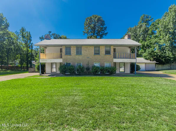 613 Trailwood Dr #B, Clinton, MS 39056