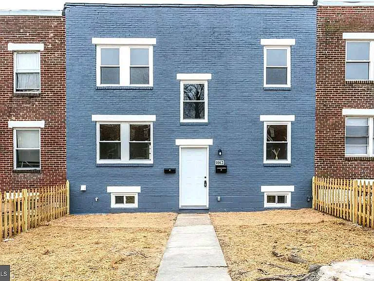 1012 Elton Ave #1 — Photo 4