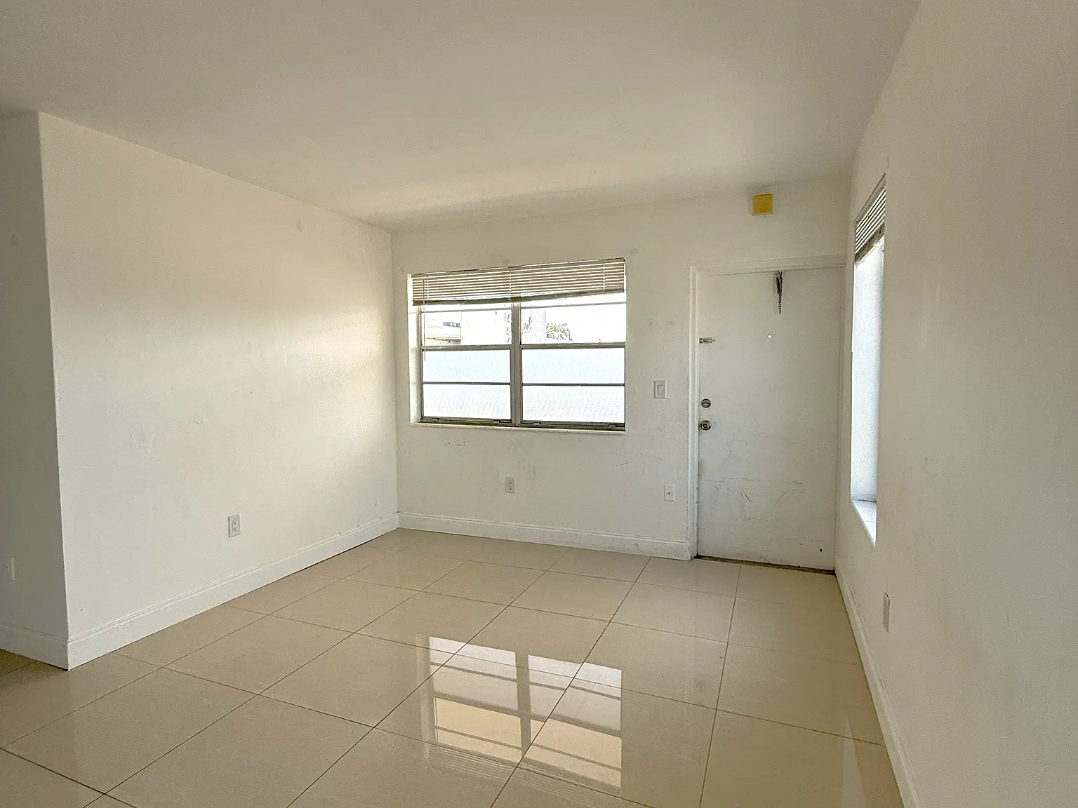 4410 W Flagler St — Photo 4