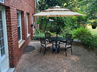 1718 Preston Rd, Alexandria, VA 22302