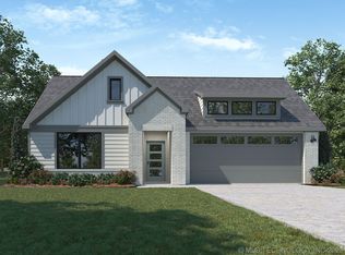 2415 W Birmingham St, Broken Arrow, OK 74011