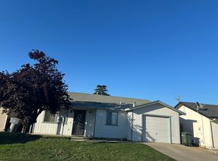1614 Valmor Ct, Oakdale, CA 95361