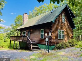 225 Rendezvous Rd, Delray, WV 26714