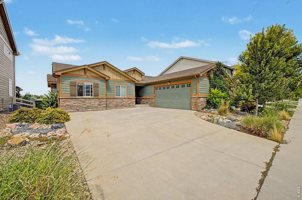 3431 Oberon Dr