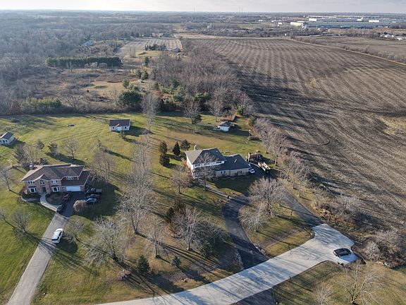 2nd image of 26532 S Foxwood Dr