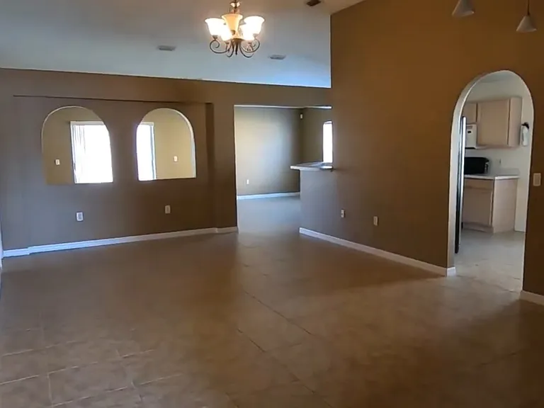 4713 Willamette Cir — Photo 3