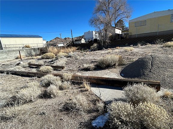 2nd image of 626 N South St