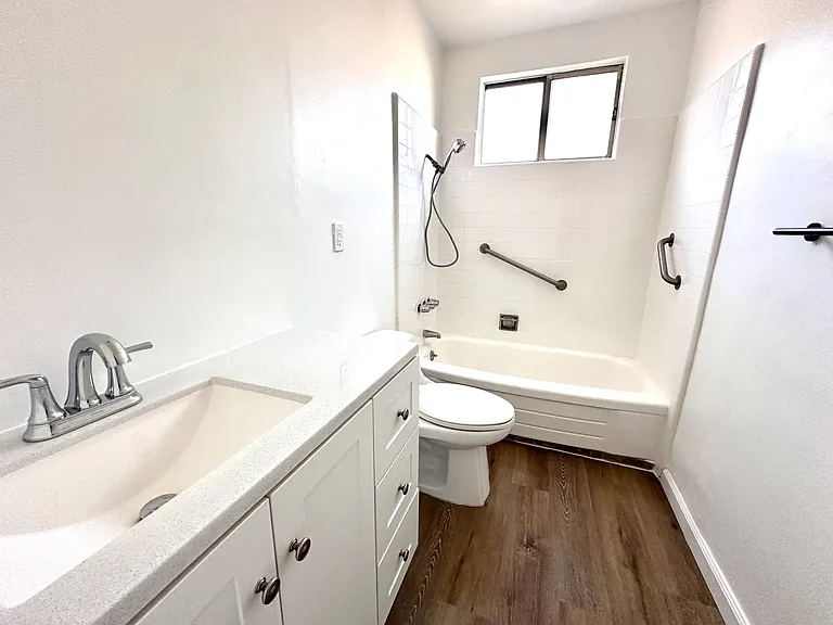 365 W Milford St #3 — Photo 9