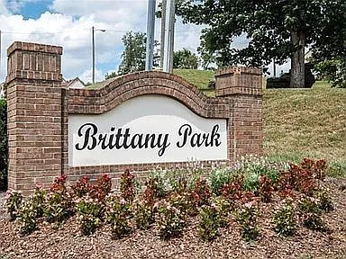 2 bed, 1208 sqft, $1,695 — Photo 2