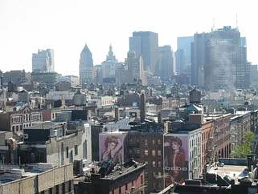 Rented by KVNY Soho | media 13