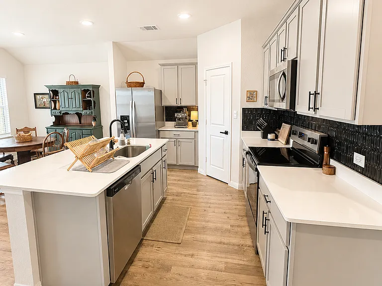 321 Lone Cedar Rd — Photo 4