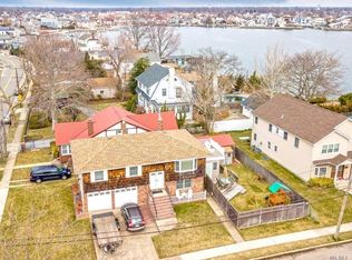 1113 South Dr, Baldwin, NY 11510