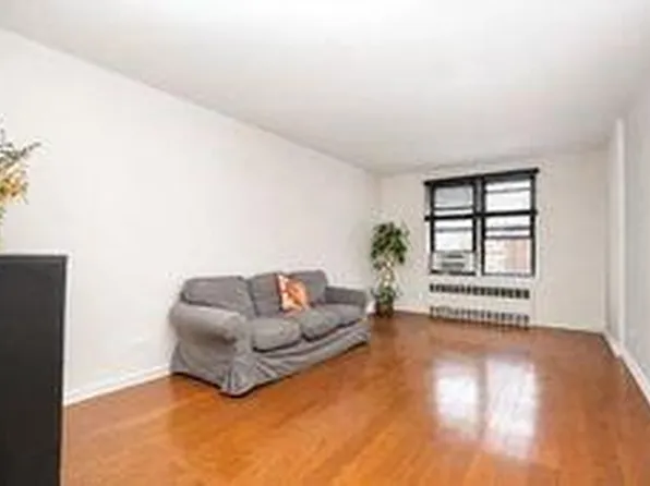 9040 Fort Hamilton Pkwy APT 2I, Brooklyn, NY 11209