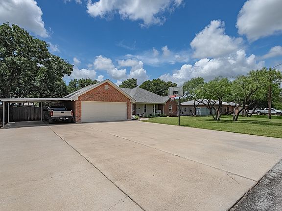 4th image of 1113 Devin Dr
