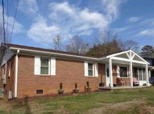 110 Bluff Dr, Greenville, SC 29605