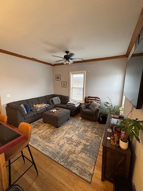1st image of 4335 S Emerald Ave Unit 2
