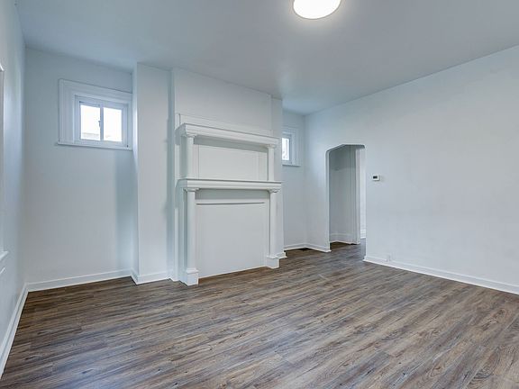 5th image of 623 Lillian St